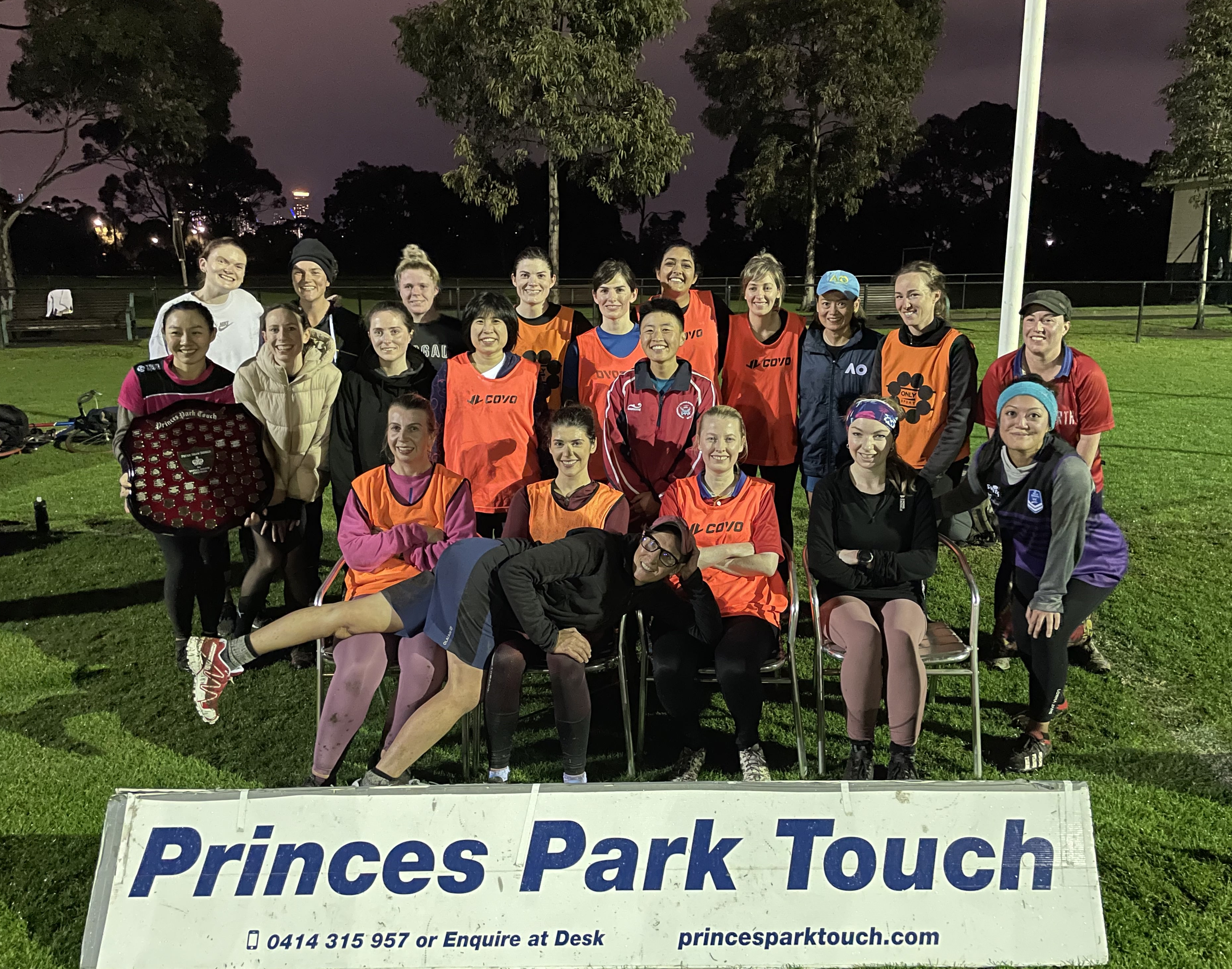 women's grand final photo